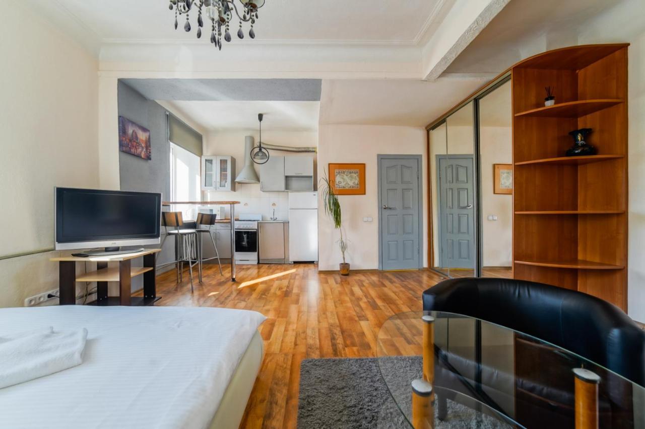 In The Center Of Minsk Apartment ภายนอก รูปภาพ