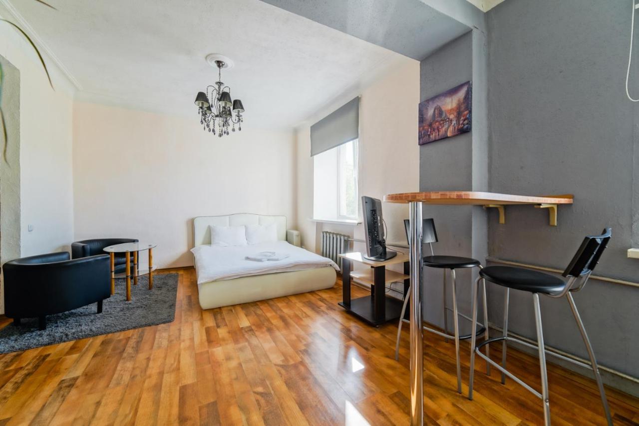In The Center Of Minsk Apartment ภายนอก รูปภาพ