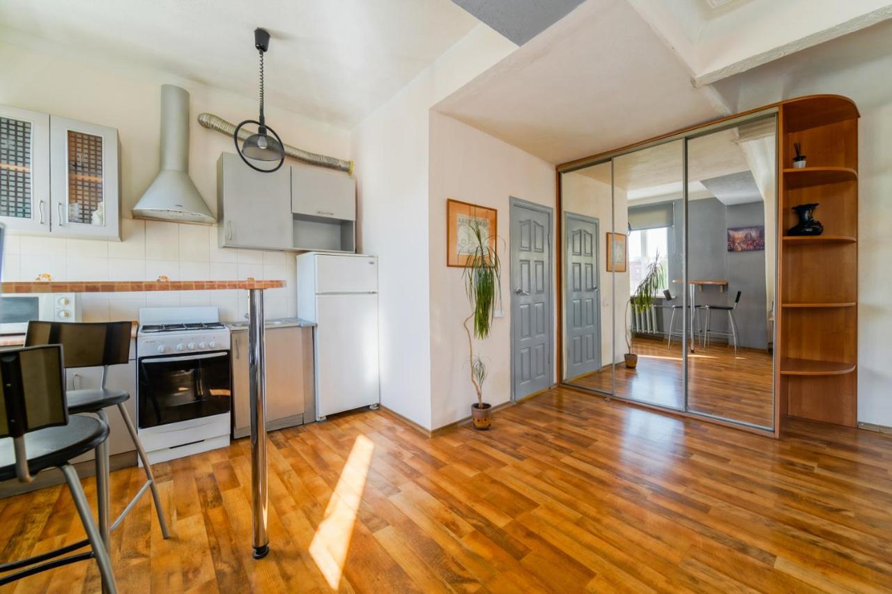 In The Center Of Minsk Apartment ภายนอก รูปภาพ