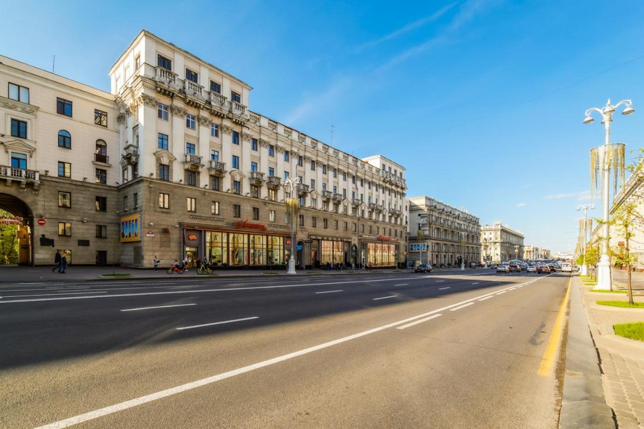 In The Center Of Minsk Apartment ภายนอก รูปภาพ